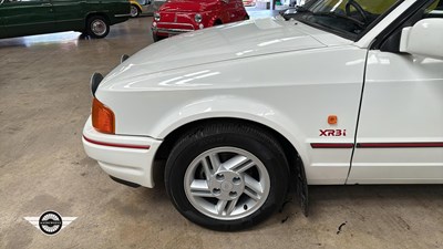 Lot 274 - 1987 FORD ESCORT XR3 INJ