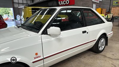 Lot 274 - 1987 FORD ESCORT XR3 INJ