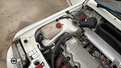 Lot 274 - 1987 FORD ESCORT XR3 INJ