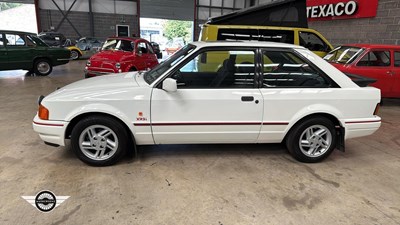 Lot 274 - 1987 FORD ESCORT XR3 INJ