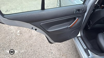 Lot 10 - 2001 VOLKSWAGEN BORA V5