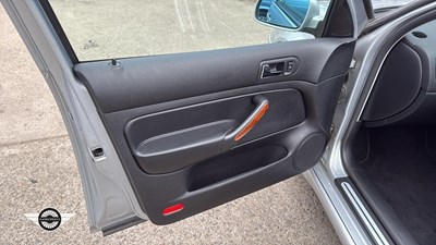 Lot 10 - 2001 VOLKSWAGEN BORA V5