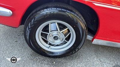 Lot 296 - 1973 TRIUMPH STAG AUTO