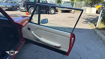 Lot 296 - 1973 TRIUMPH STAG AUTO