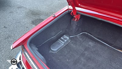 Lot 296 - 1973 TRIUMPH STAG AUTO