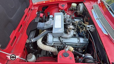 Lot 296 - 1973 TRIUMPH STAG AUTO