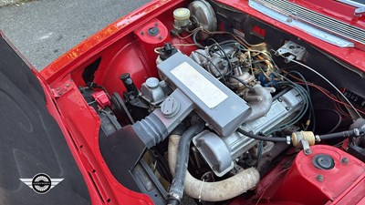 Lot 296 - 1973 TRIUMPH STAG AUTO