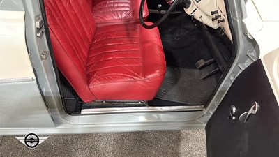 Lot 303 - 1958 AUSTIN A55