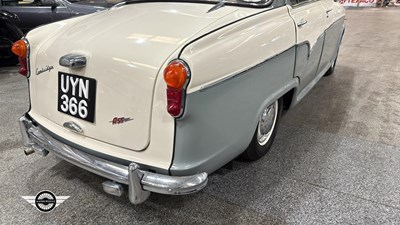 Lot 303 - 1958 AUSTIN A55