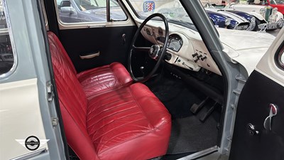 Lot 303 - 1958 AUSTIN A55