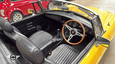 Lot 226 - 1979 MG B