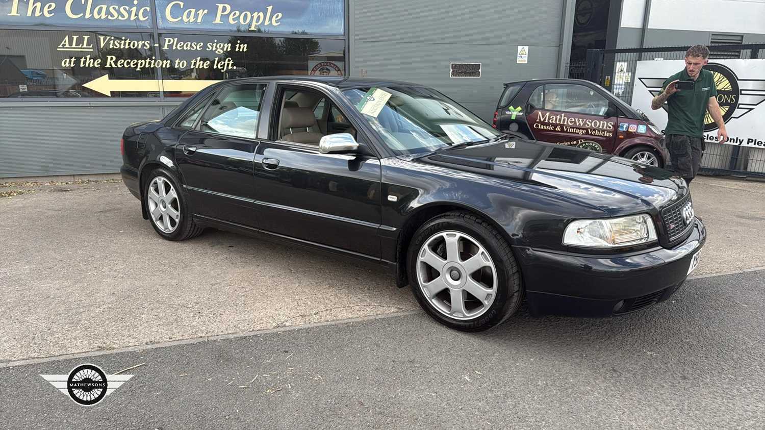 Lot 228 - 2001 AUDI S8 4.2 QUATTRO AUTO