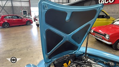 Lot 323 - 1972 VOLVO