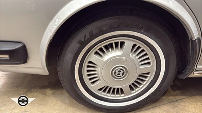 Lot 334 - 1990 BENTLEY