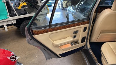 Lot 334 - 1990 BENTLEY