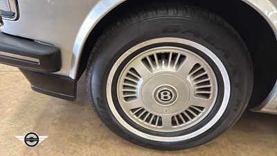 Lot 334 - 1990 BENTLEY