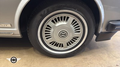 Lot 334 - 1990 BENTLEY
