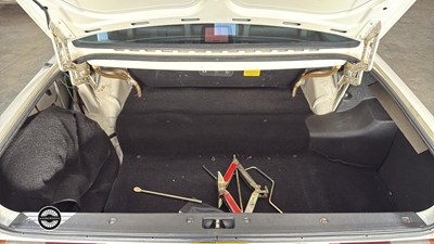 Lot 342 - 1991 VOLVO 240 GL