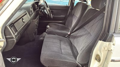 Lot 342 - 1991 VOLVO 240 GL