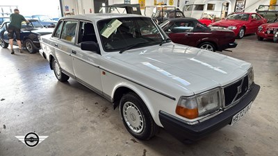 Lot 342 - 1991 VOLVO 240 GL