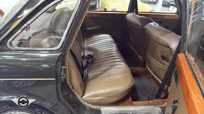 Lot 362 - 1971 WOLSELEY 18/85