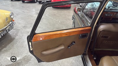 Lot 362 - 1971 WOLSELEY 18/85