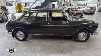 Lot 362 - 1971 WOLSELEY 18/85