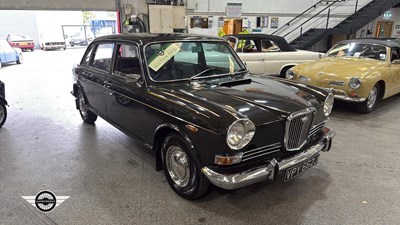 Lot 362 - 1971 WOLSELEY 18/85