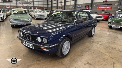 Lot 370 - 1989 BMW 325I CABRIOLET