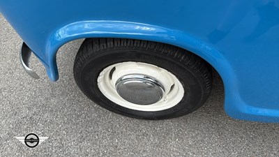 Lot 256 - 1956 AUSTIN
