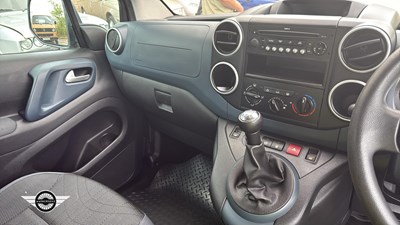 Lot 416 - 2009 PEUGEOT PARTNER TEPEE S HDI 75