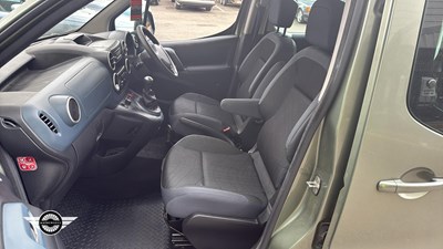 Lot 416 - 2009 PEUGEOT PARTNER TEPEE S HDI 75