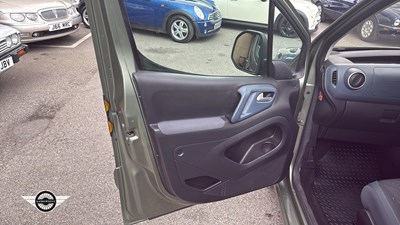 Lot 416 - 2009 PEUGEOT PARTNER TEPEE S HDI 75