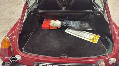 Lot 386 - 1979 MG B GT