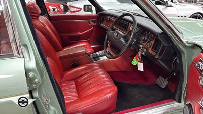 Lot 420 - 1979 JAGUAR 4.2 XJ6 AUTO