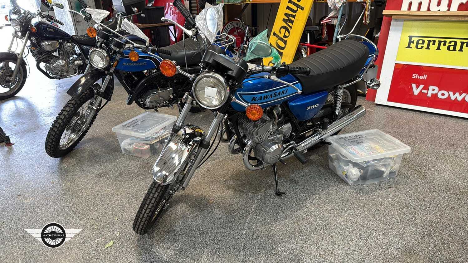 Lot 584 - 1975 KAWASAKI