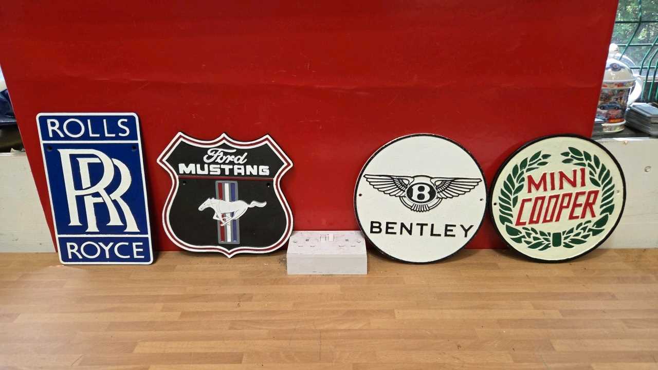 Reproduction Auto Signs Lot 663 - CAST CAR REPRODUCTION SIGNS