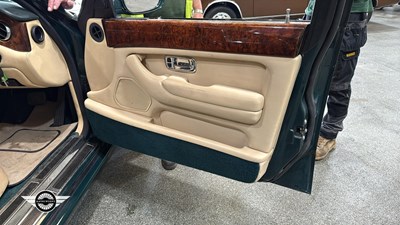 Lot 504 - 1998 BENTLEY ARNAGE AUTO