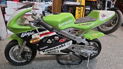 Lot 853 - CHILD'S MINI MOTO