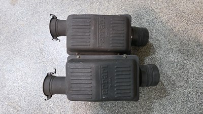 Lot 595 - FERRARI 456 1997 PAIR OF AIR FILTER BOXES