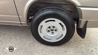 Lot 466 - 1994 VOLKSWAGEN TRANS CARAVELLE GL A