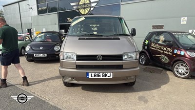 Lot 466 - 1994 VOLKSWAGEN TRANS CARAVELLE GL A