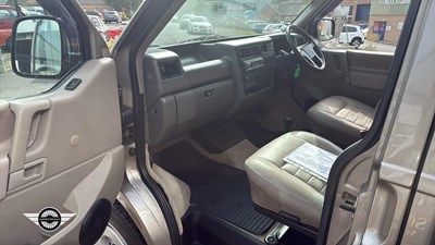 Lot 466 - 1994 VOLKSWAGEN TRANS CARAVELLE GL A
