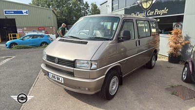 Lot 466 - 1994 VOLKSWAGEN TRANS CARAVELLE GL A