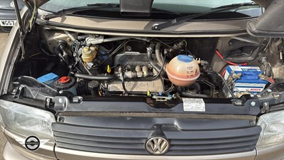 Lot 466 - 1994 VOLKSWAGEN TRANS CARAVELLE GL A