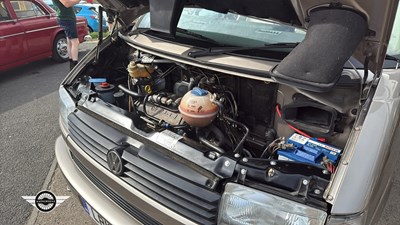 Lot 466 - 1994 VOLKSWAGEN TRANS CARAVELLE GL A