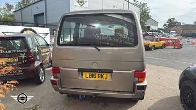 Lot 466 - 1994 VOLKSWAGEN TRANS CARAVELLE GL A