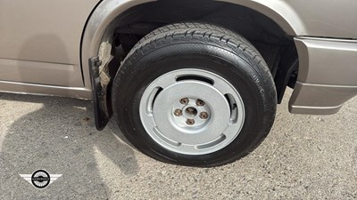 Lot 466 - 1994 VOLKSWAGEN TRANS CARAVELLE GL A