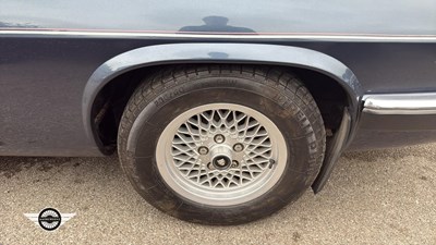 Lot 556 - 1988 JAGUAR XJ-S AUTO