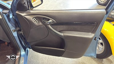 Lot 560 - 2003 FORD FOCUS GHIA TDCI